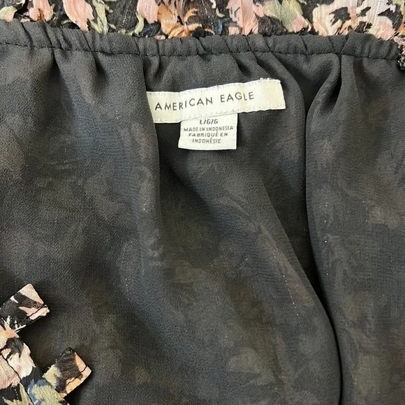 American Eagle floral long sleeve blouse - Picture 6 of 7
